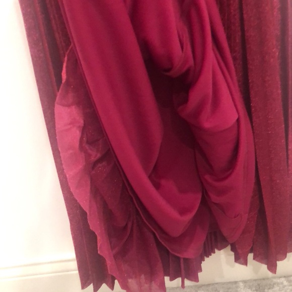 Lulu’s NWT Magenta Metallic Pleated Maxi 🔥 - Picture 10 of 12